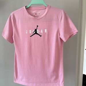 Jordan Boys T-Shirt Pink size 10
